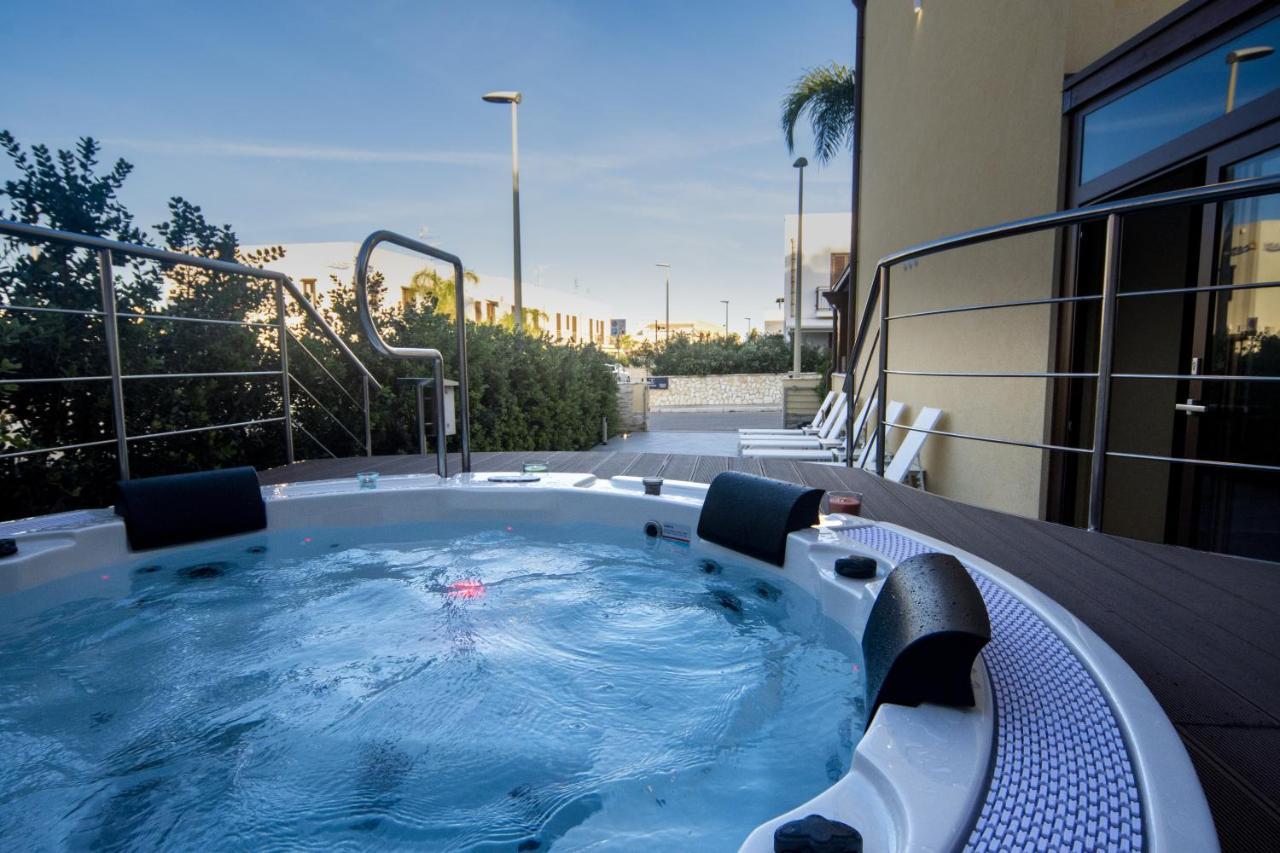 B&B Aloe Comfort Rooms 圣维托罗卡波 外观 照片